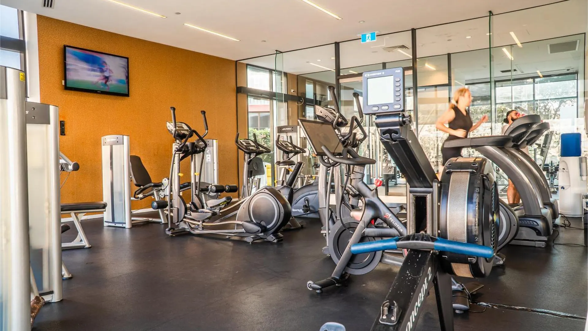 New Soul Luxe Retreat Surfers Paradise W Carpark Gold Coast Australia