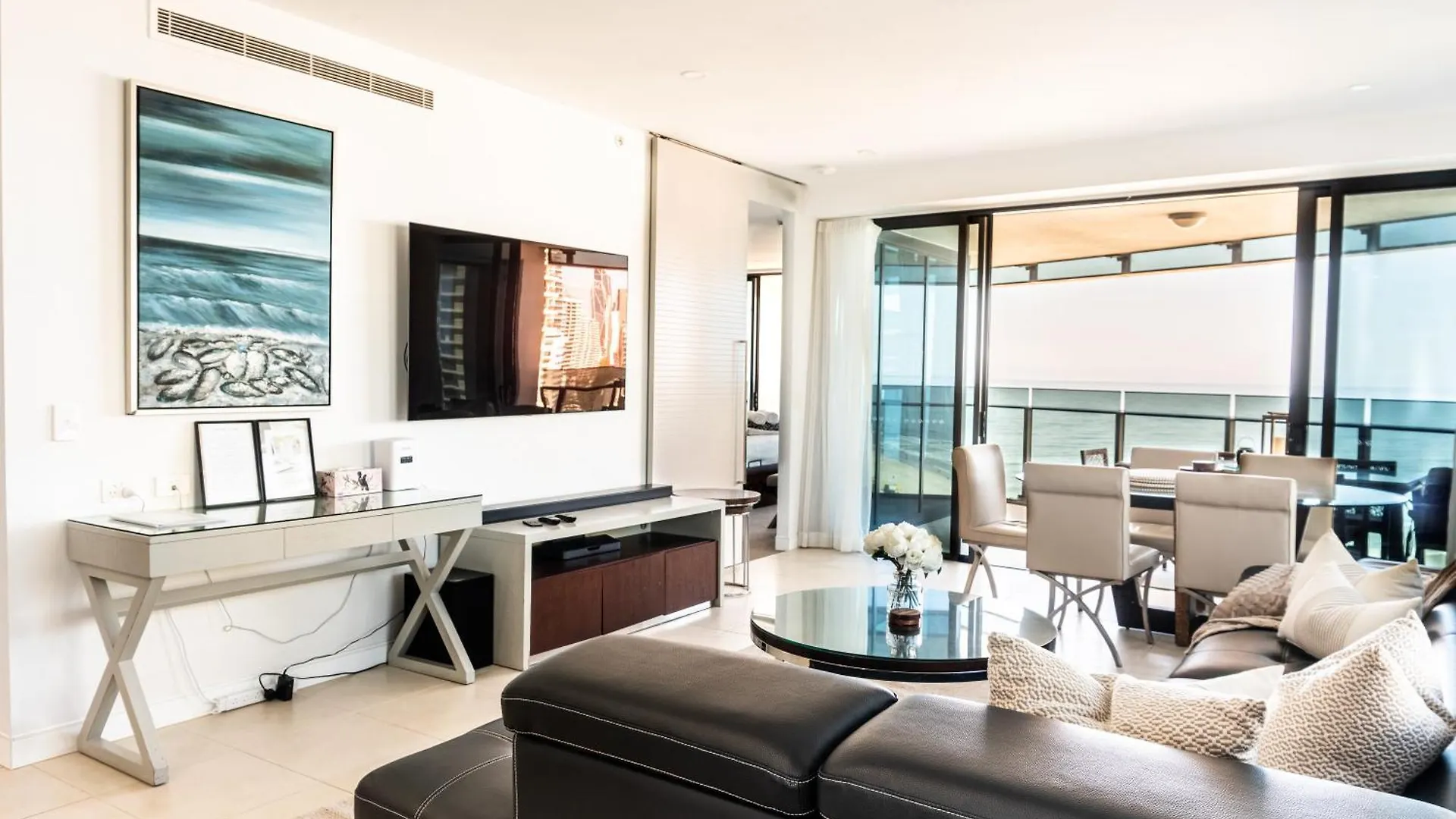 New Soul Luxe Retreat Surfers Paradise W Carpark Gold Coast