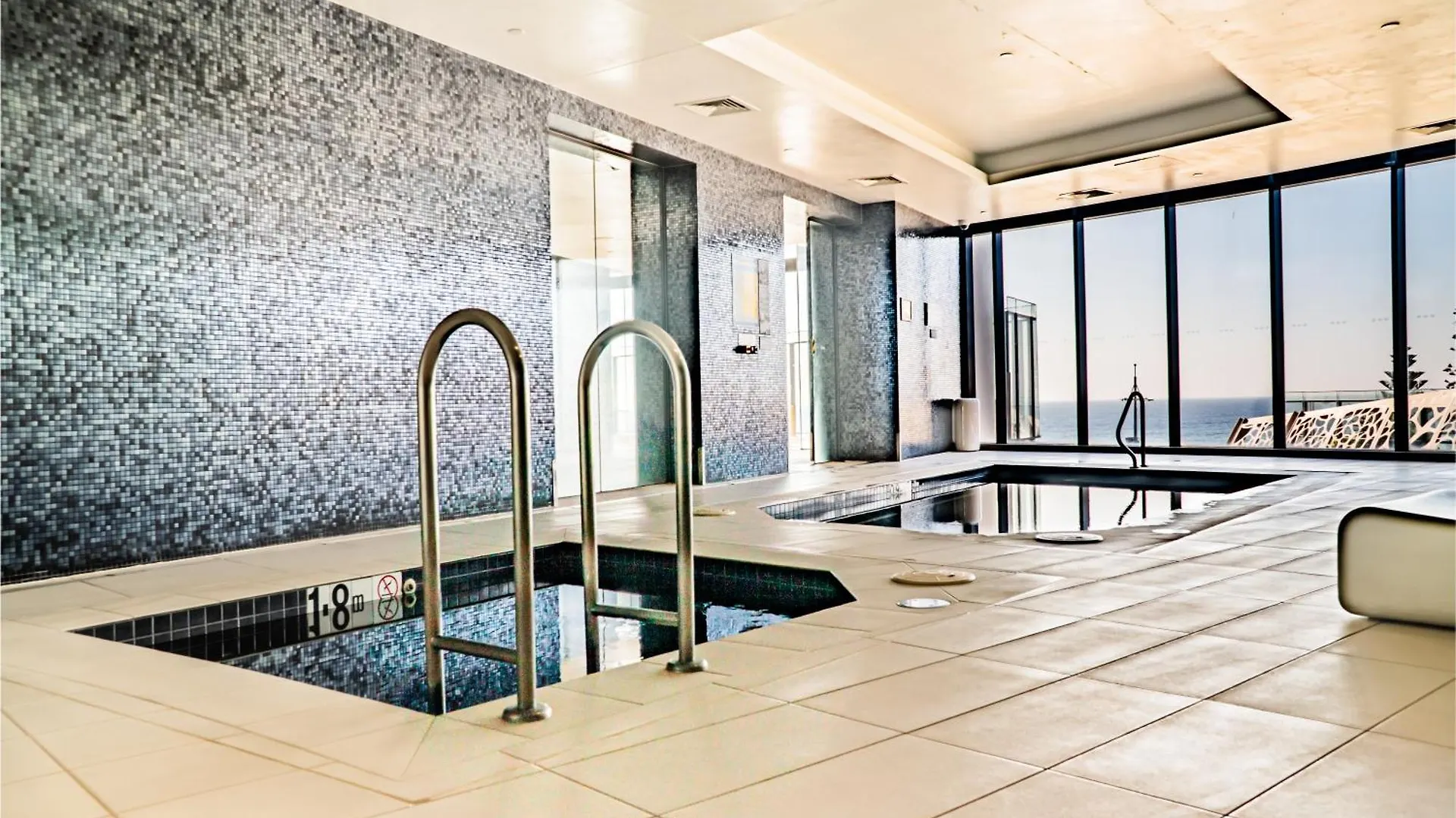 New Soul Luxe Retreat Surfers Paradise W Carpark Gold Coast Apartment
